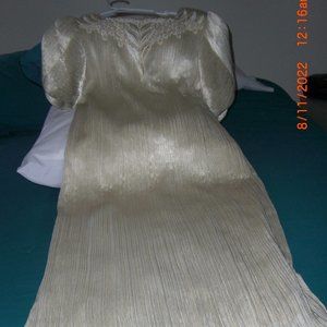 full length ivory column gown size four p  brand- Morton Myles for the Warrens